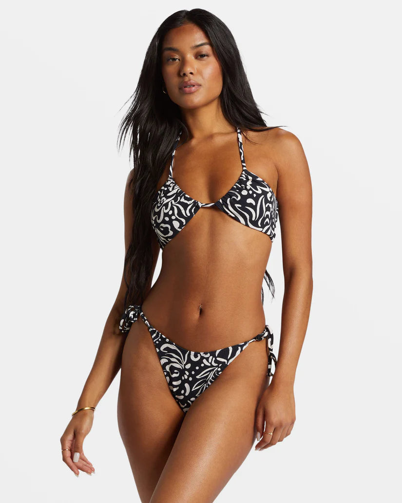 Long - line bikini top for added support and a fashionable lookBillabong La Isla Skimpy Coverage Bikini Bottom