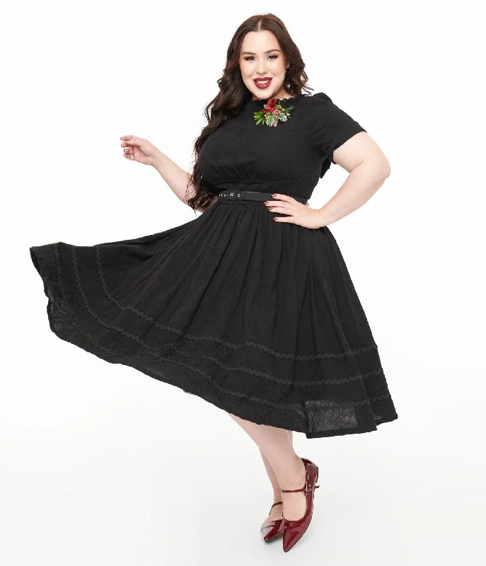 Lace - Embellished Women Dress for an Elegant and Sophisticated AppearanceUnique Vintage Plus Size 1950s Black Holiday Floral Pin Cotton Swing Dress