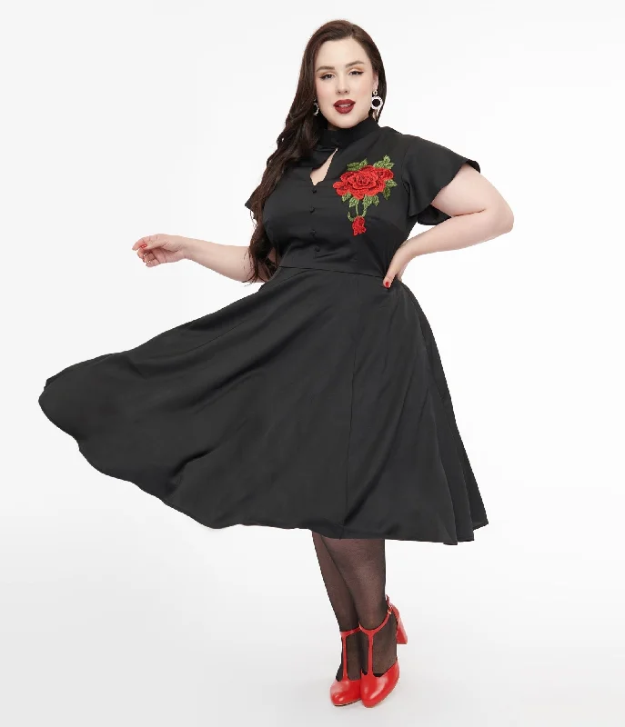 Strapless Women Dress with a Built - in Bra for Comfort and SupportUnique Vintage Plus Size 1940s Black & Red Poinsettia Baltimore Swing Dress