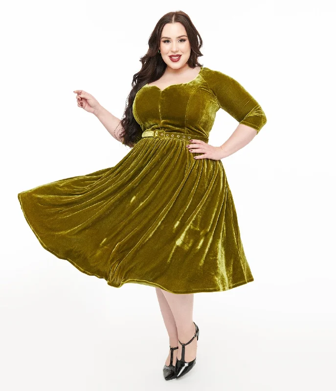 Backless Women Dress for a Sexy and Alluring Look at Evening EventsUnique Vintage Plus Size 1950s Chartreuse Velvet Sweetheart Swing Dress