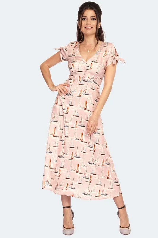 Halter Neck Women Dress to Show Off the Shoulders and NecklineSail Away Print Midi Dress