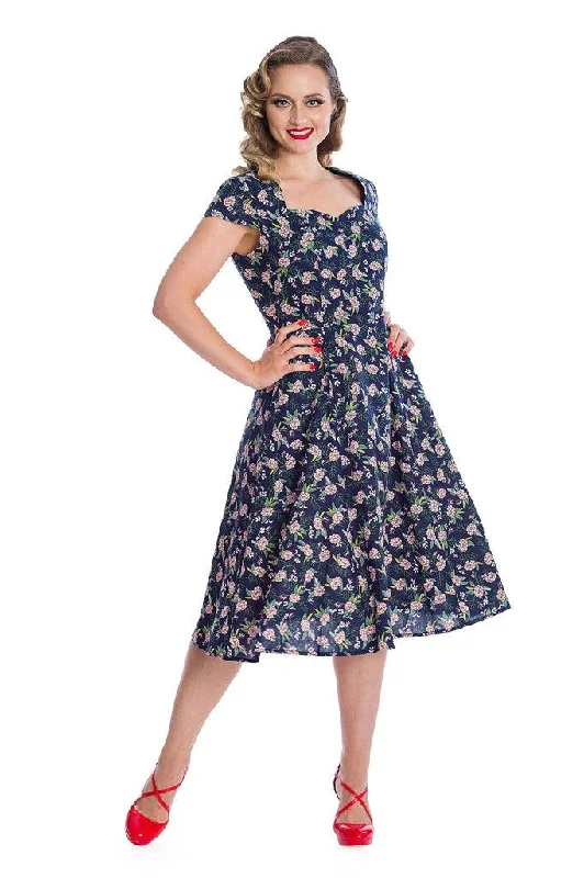 Maxi Women Dress with Floral Print for a Bohemian VibeTropic Dress