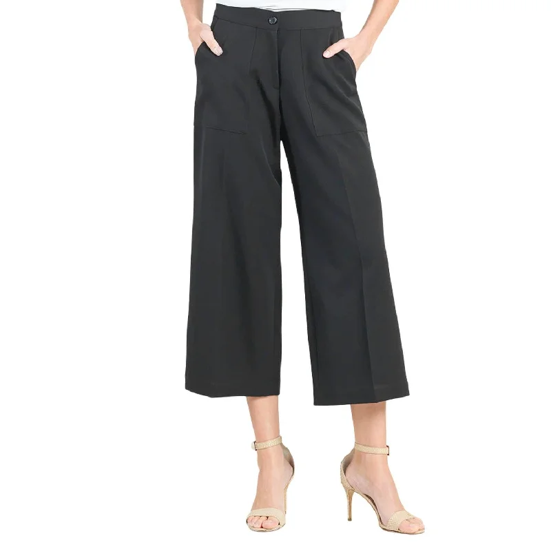 Striped women trousers with a nautical or modern patternCropped Trouser In Black