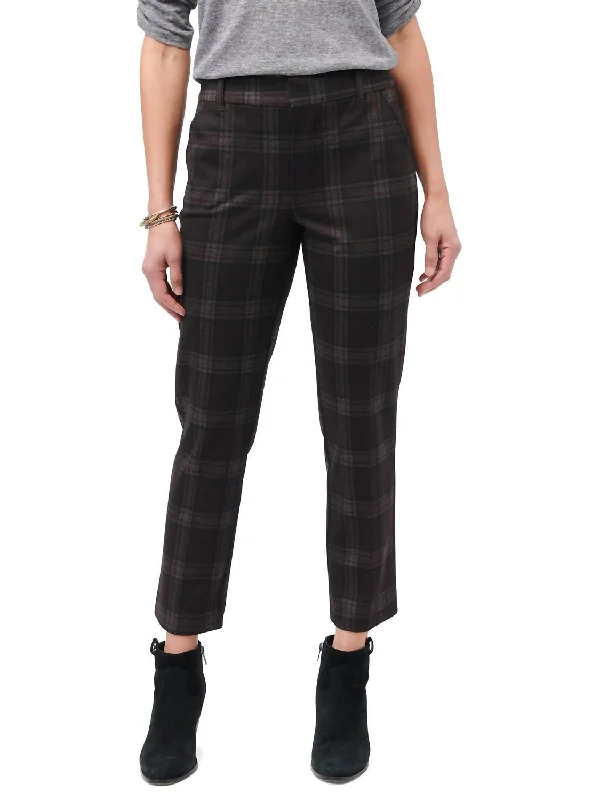 Cargo women trousers with multiple pockets for added functionalityToffee High Rise Ponte Trouser In Black