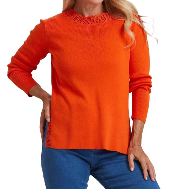 Chunky Knit Women Sweater for Winter WarmthCrochet Crew Neck Sweater In Tangerine