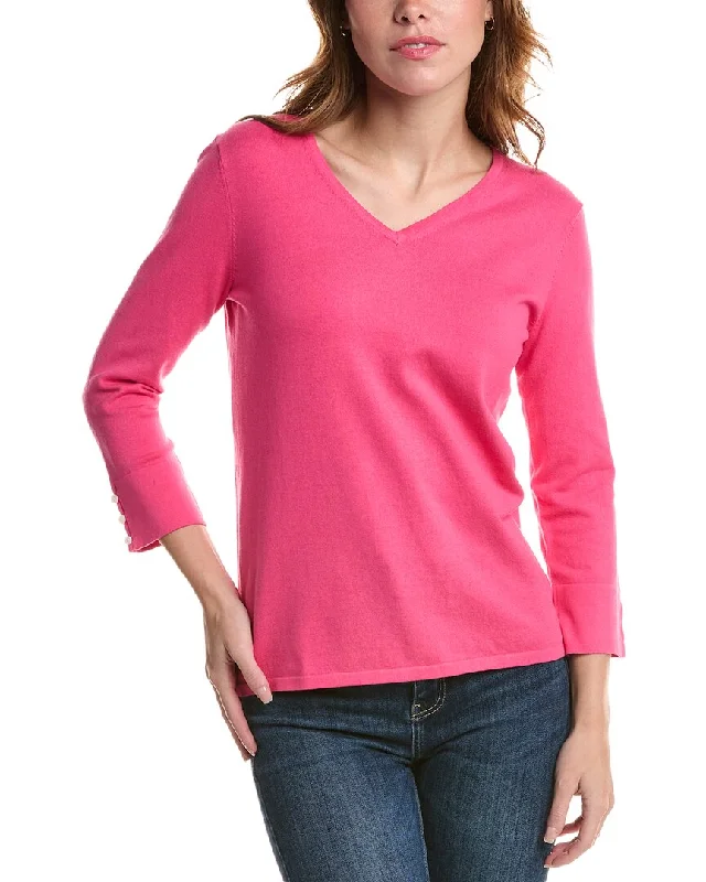 Turtleneck Women Sweater for a Classic and Elegant StyleEdinburgh Knitwear Classic V-Neck Sweater