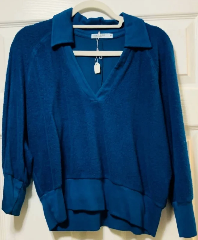 Cropped Women Sweater to Pair with High - Waisted BottomsJohnny Sherpa Collar Sweatshir In Deep Sea Blue