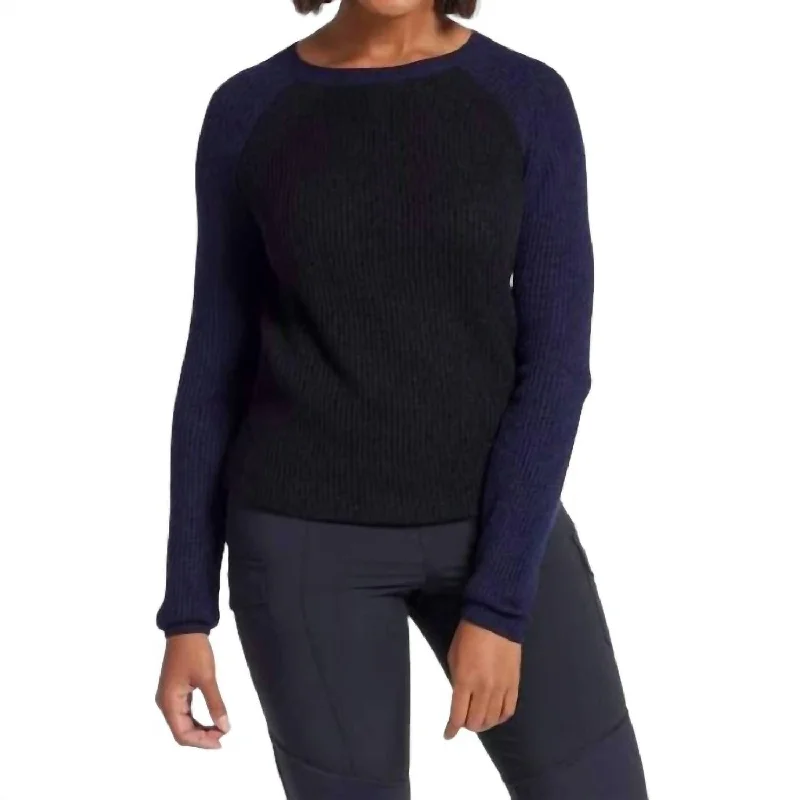 Floral Print Women Sweater for a Feminine AppealReilly Cashmere Colorblock Sweater In Navy/black