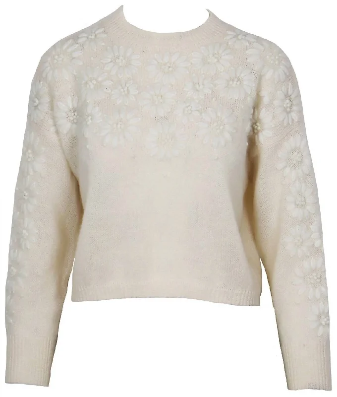 Cashmere Women Sweater with a Luxurious Soft TouchWomen's Tilde Embroidered Sweater In Ivory