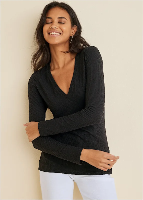 Button - Down Women Sweater for a Versatile LookRibbed Long Sleeve V-Neck - Black