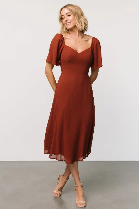 Long - Sleeve Women Dress in Velvet for a Luxurious Winter LookColette Sweetheart Midi Dress | Cinnamon