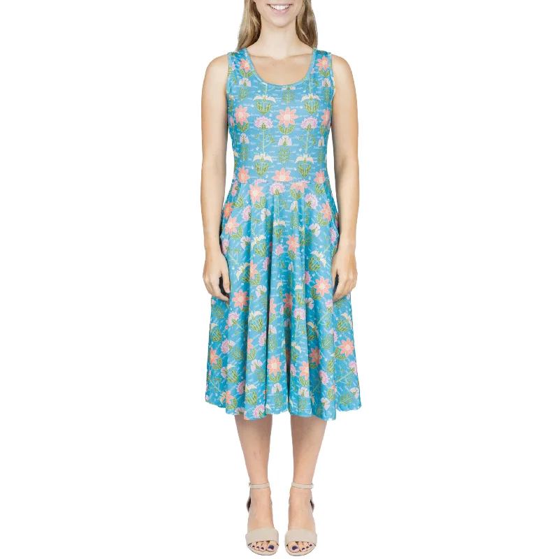 Plus Size Women Dress with a Flattering A - Line Cut for Comfort and StyleParts Of A Flower Sleeveless Twirl Dress