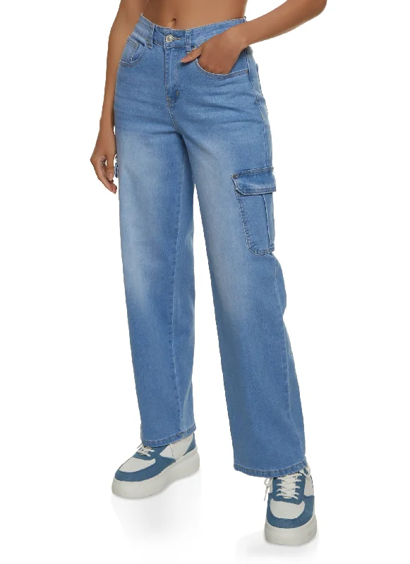 Jeggings women jeans combining the comfort of leggings and style of jeansWAX Straight Leg Cargo Jeans