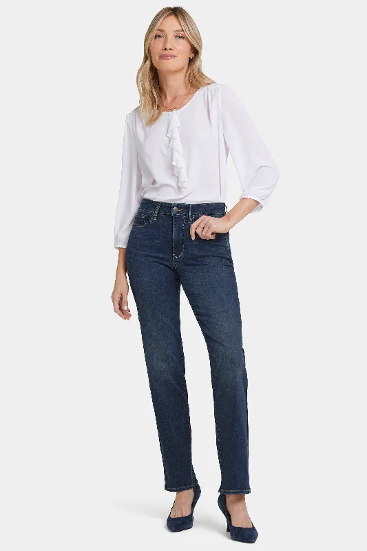 Cargo women jeans with multiple pockets for added functionalityMarilyn Straight Jeans In Long Inseam - Presley