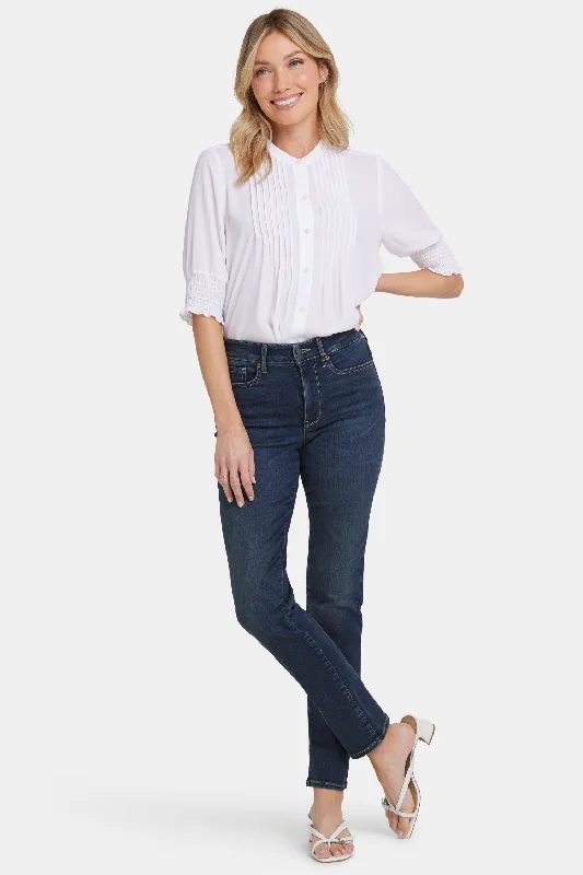 Wide - leg women jeans for a modern and relaxed vibeSheri Slim Jeans - Presley