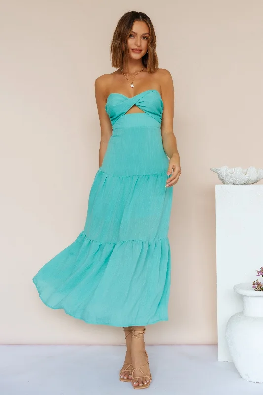 Mermaid - Style Women Dress with a Fitted Silhouette for Special OccasionsFree Falling Maxi Dress Green