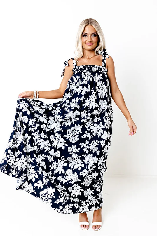 Shift Women Dress with a Simple and Classic Design for Everyday WearGetting Comfortable Floral Maxi