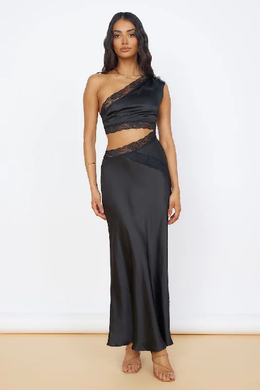 Pleated Women Dress with a Timeless and Elegant TextureLimitless Love Satin Maxi Dress Black