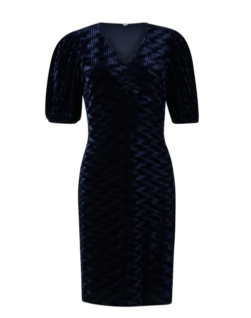 Empire Waist Women Dress to Accentuate the Bust and Conceal the WaistPhoebe Blue Velvet Dress