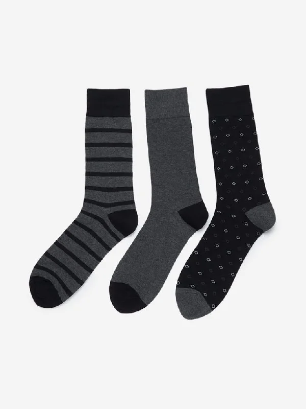 WES Lounge Grey Full-Length Socks Set of Three