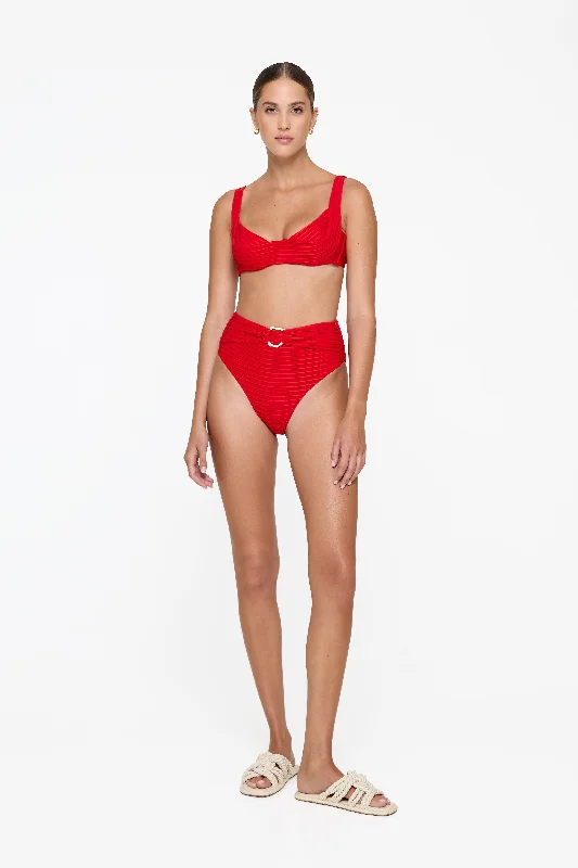 Lace - trimmed bikini for an elegant and romantic touchFaye Top - Red Currant